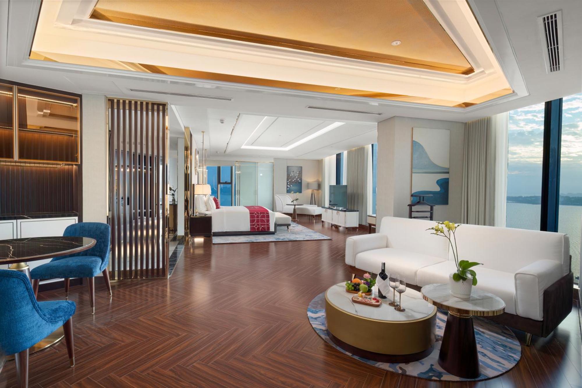 Radisson Blu Ha Long Bay Hotel Exterior photo