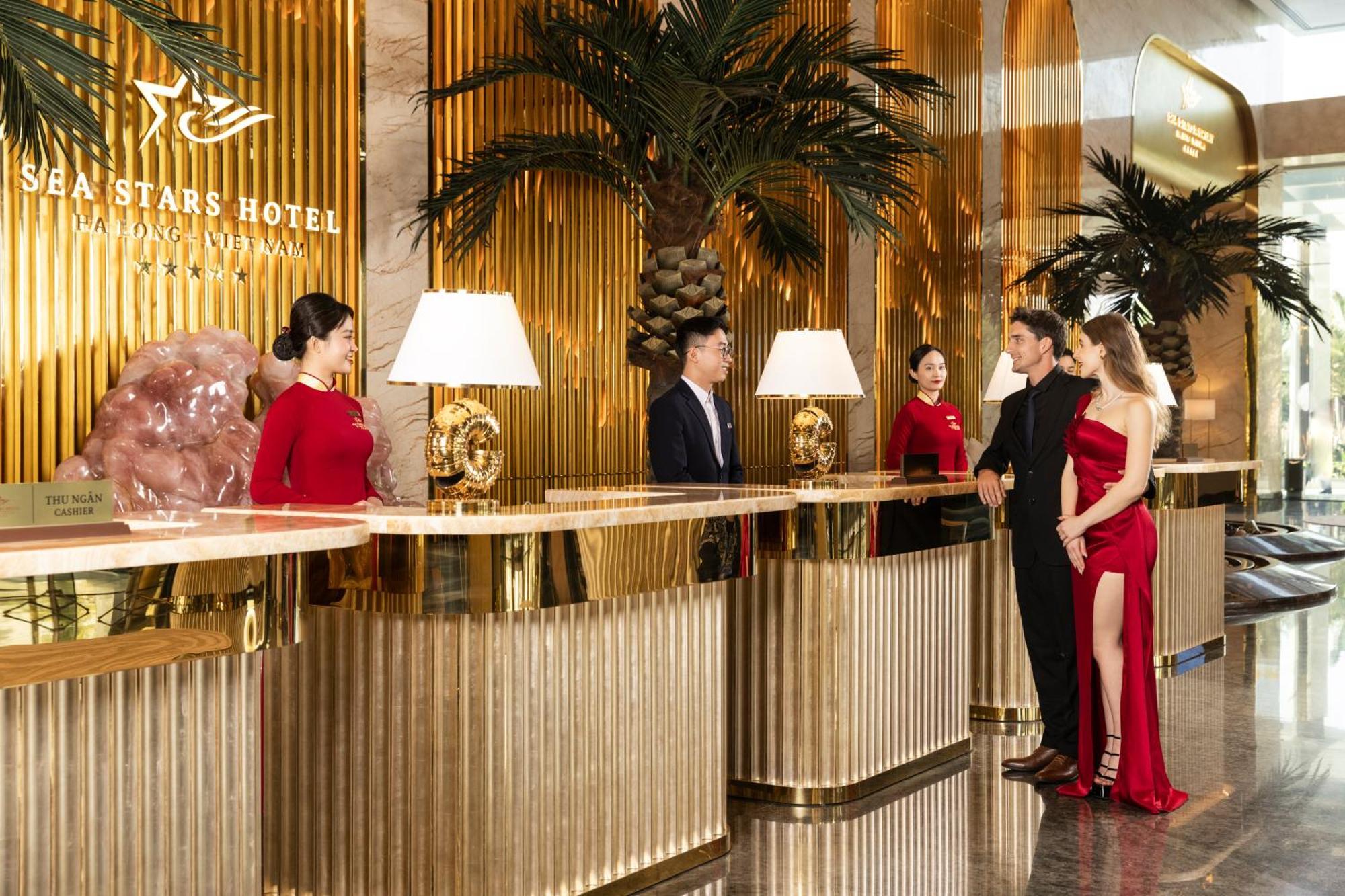 Radisson Blu Ha Long Bay Hotel Exterior photo