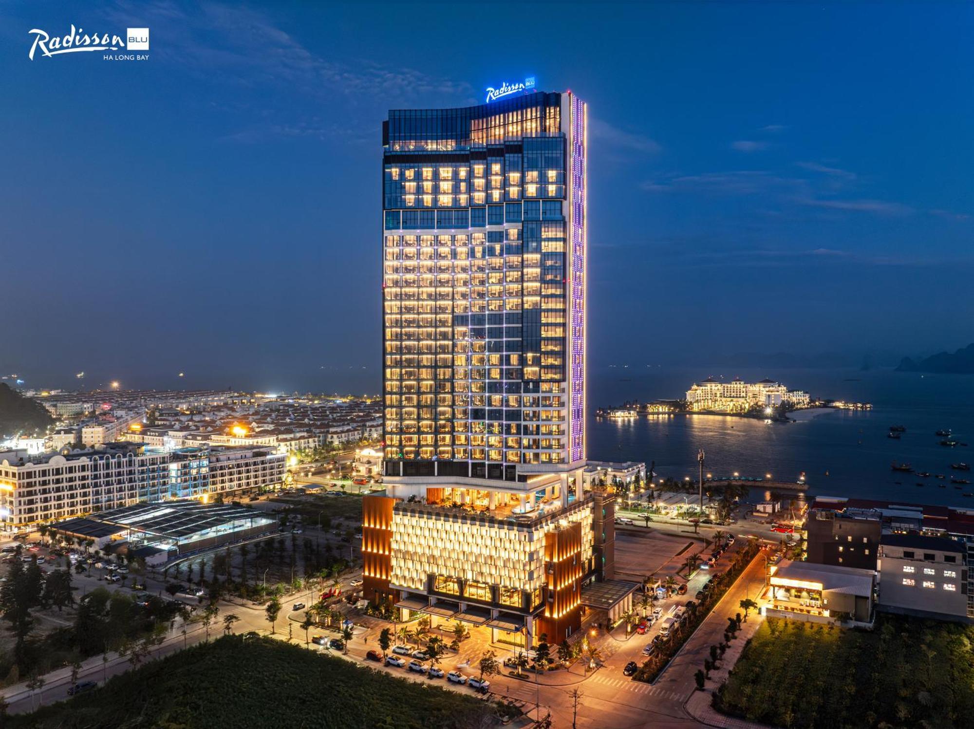 Radisson Blu Ha Long Bay Hotel Exterior photo