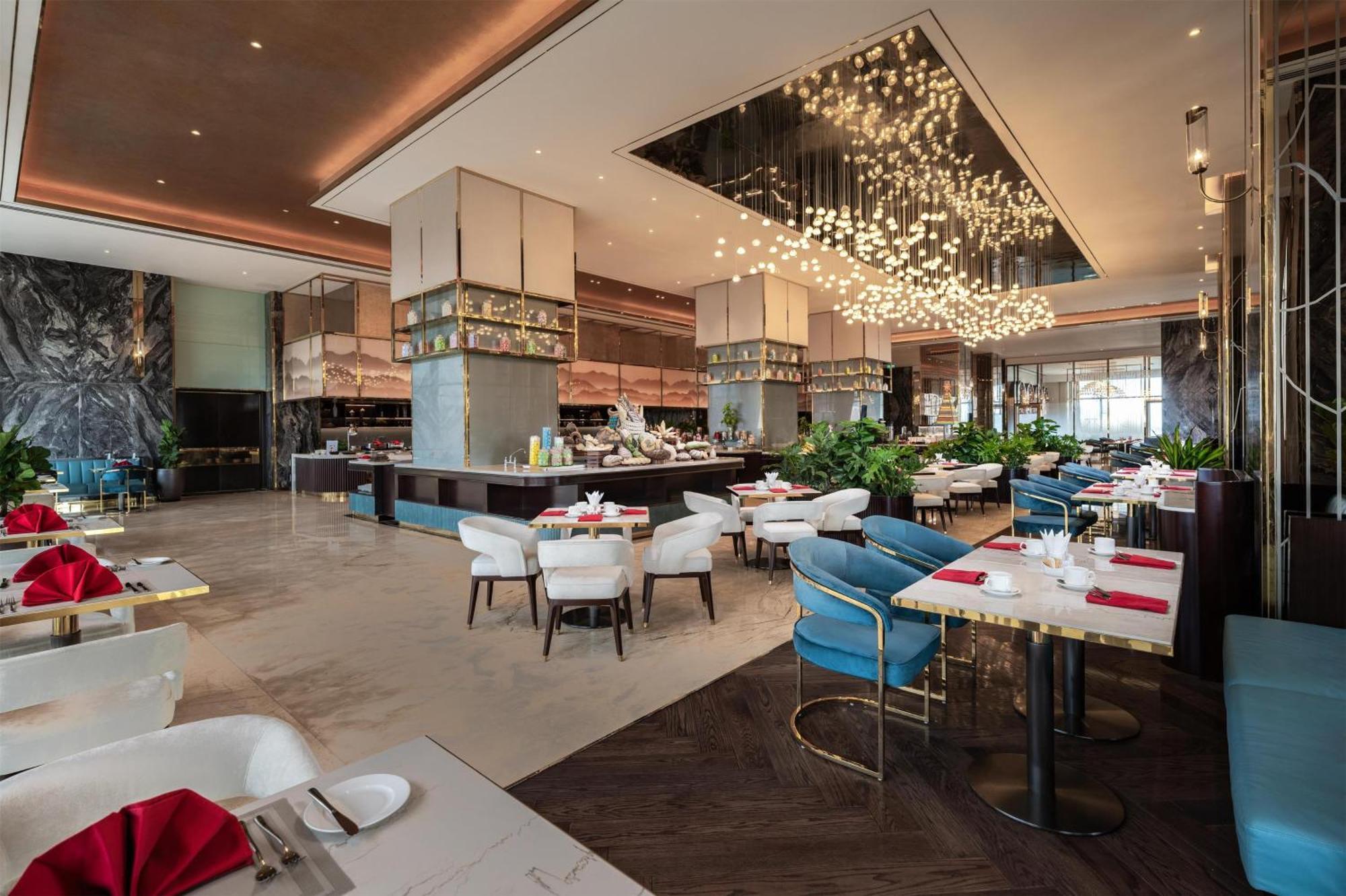 Radisson Blu Ha Long Bay Hotel Exterior photo